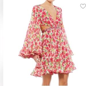 Mac Duggal Floral Cut out V Neck Bell Sleeve Mini Dress- Sz 0